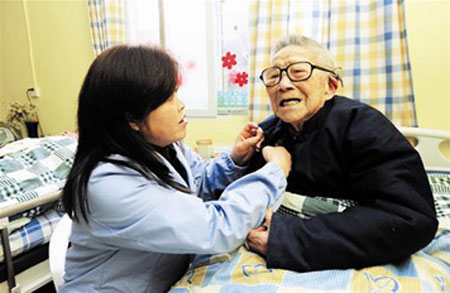 武汉临终关怀用爱心构建老人尊严驿站