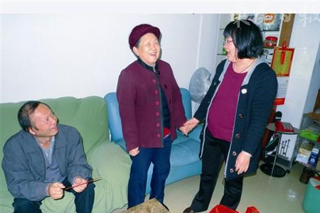 广东东泰社区开展暖心行动 关爱困难家庭-关